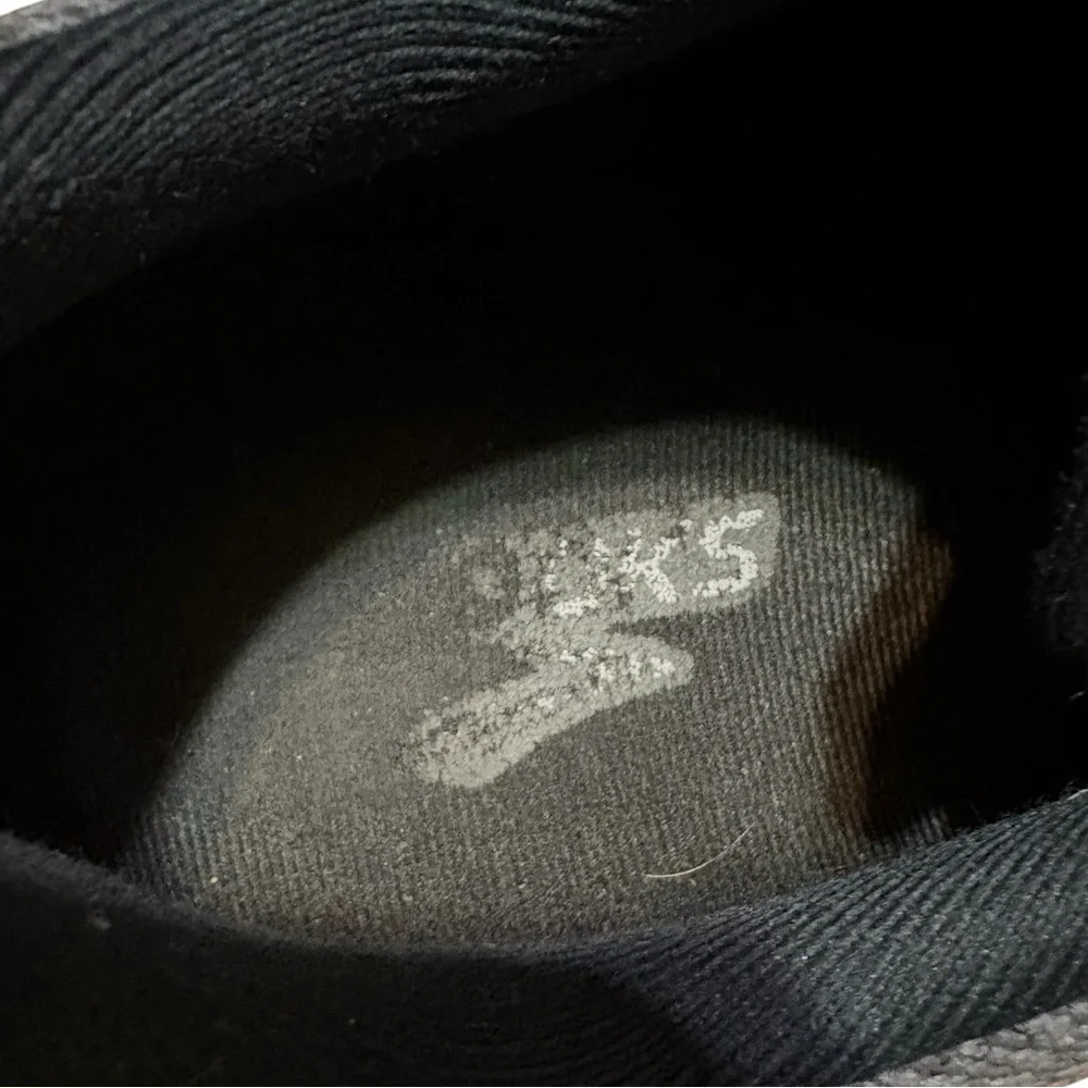 Brooks Men's Revel 4 Running Shoes Size 11 - Picture 9 of 16